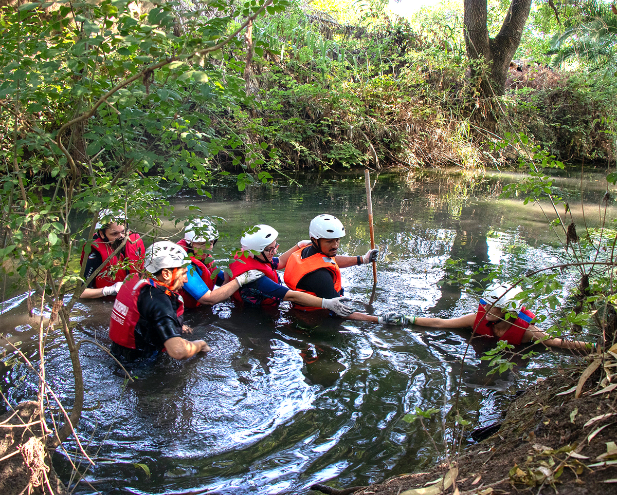 Voluntarios en Italia