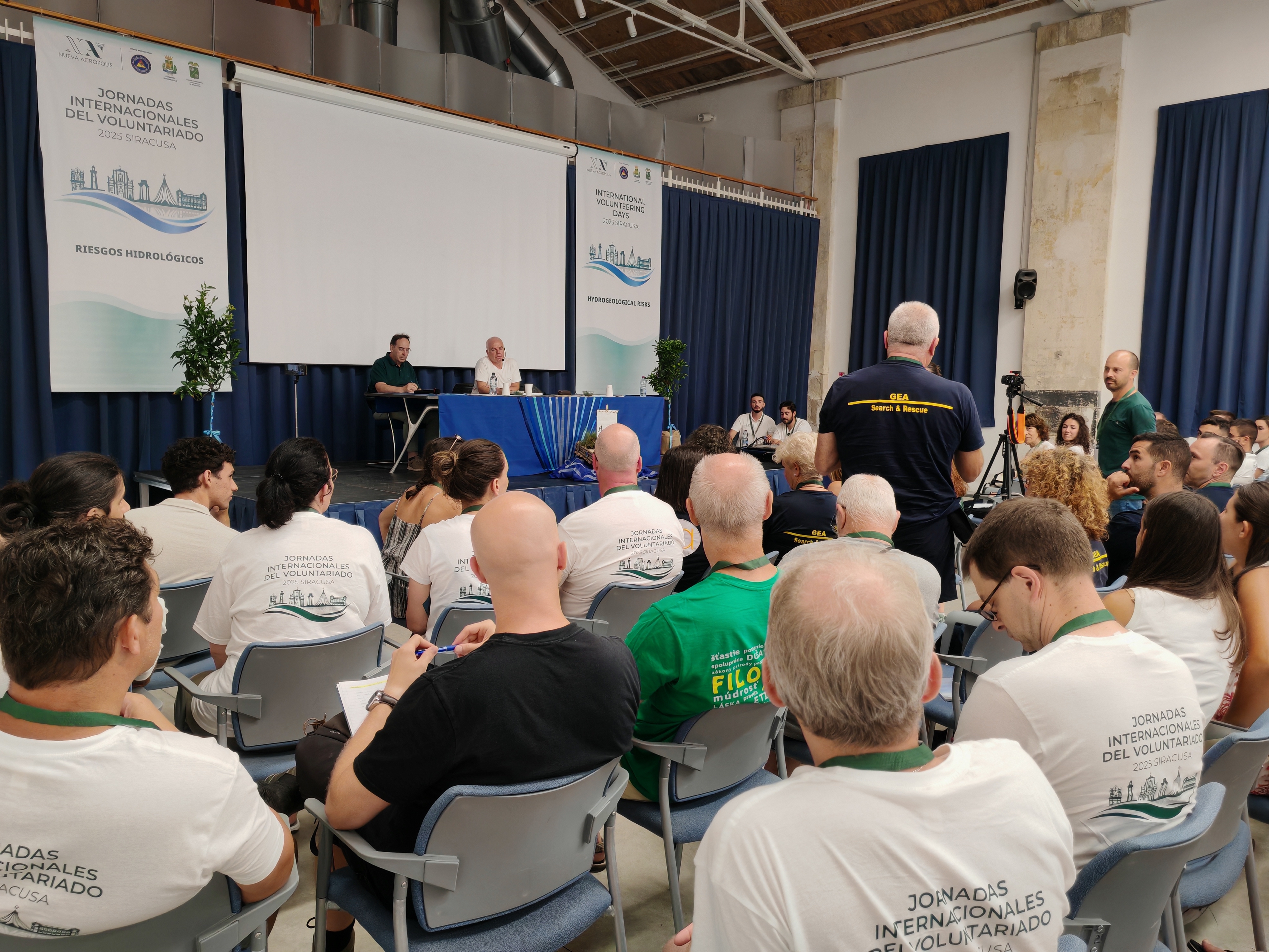 Voluntarios de Nueva Acrópolis en Italia